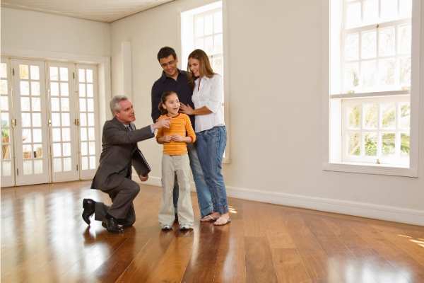 Use these open house tips to make your next tour more effective.